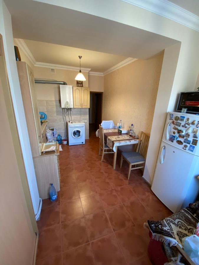 Large Cozy Apartment On Beginning Of Komitas Ave Erivan Exterior foto